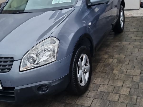 Nissan Qashqai Hatchback, Diesel, 2009, Grey