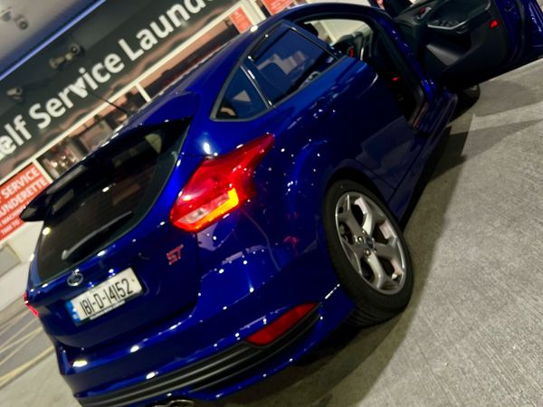 Ford Focus Hatchback, Diesel, 2018, Blue