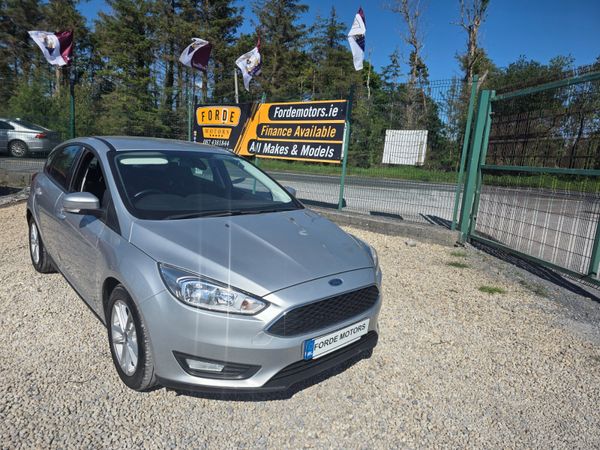Ford Focus Hatchback, Petrol, 2016, Silver
