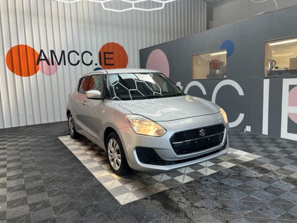Suzuki Swift Hatchback, Petrol, 2019, Silver