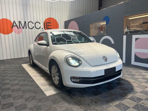 Volkswagen Beetle Hatchback, Petrol, 2014, White