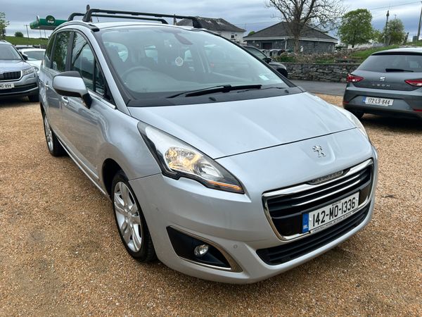 Peugeot 5008 MPV, Diesel, 2014, Silver
