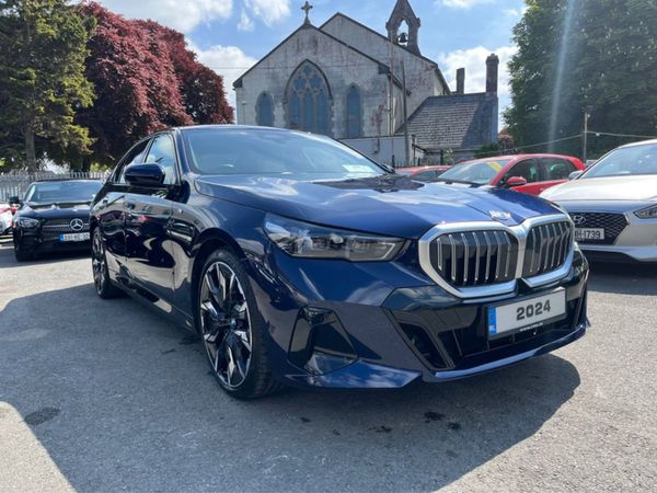 BMW 5-Series Saloon, Hybrid, 2024, Blue