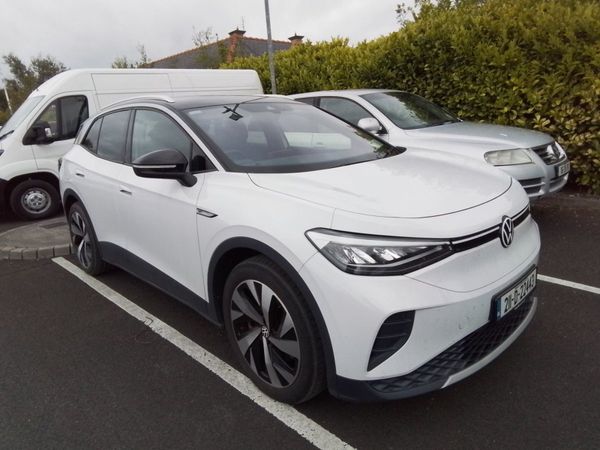 Volkswagen ID.4 Estate, Electric, 2021, White/black