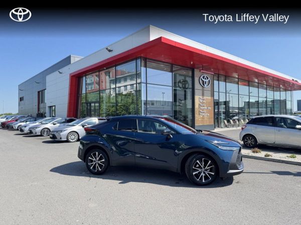 Toyota C-HR SUV, Hybrid, 2024, 