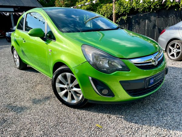 Opel Corsa Hatchback, Petrol, 2014, Green