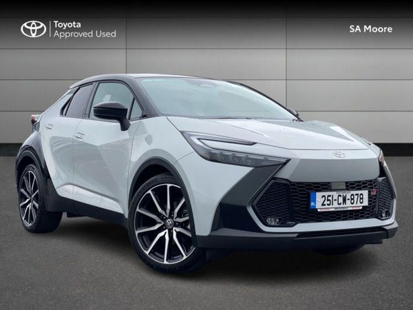 Toyota C-HR SUV, Hybrid, 2025, Grey