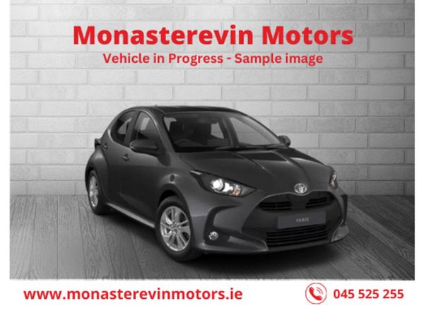 Toyota Yaris Hatchback, Petrol, 2023, Grey