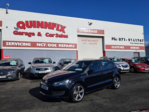Volkswagen Polo Hatchback, Diesel, 2011, Black