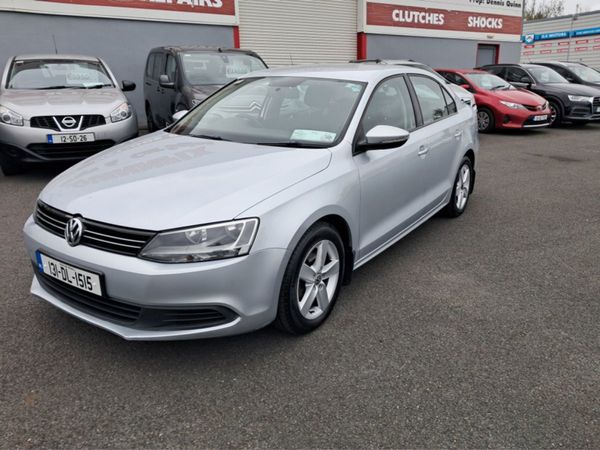 Volkswagen Jetta Saloon, Diesel, 2013, Silver
