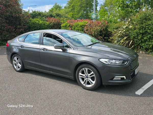 Ford Mondeo Hatchback, Diesel, 2016, Grey