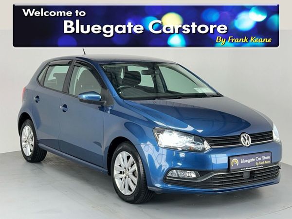 Volkswagen Polo Hatchback, Petrol, 2017, Blue