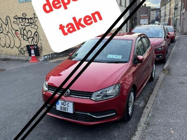 Volkswagen Polo Hatchback, Petrol, 2014, Red