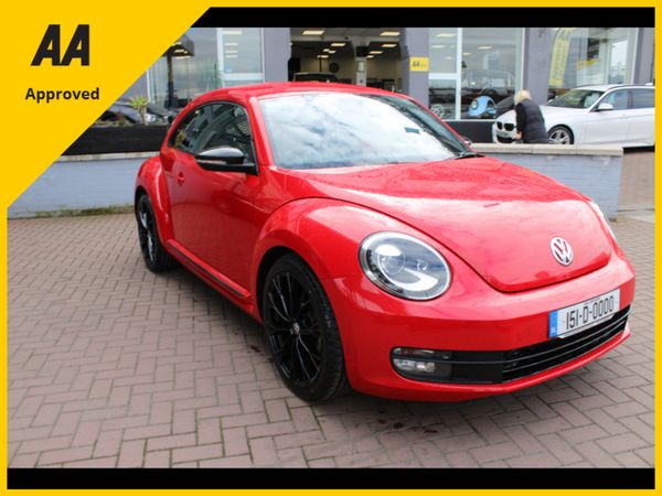 Volkswagen Beetle Hatchback, Petrol, 2015, Red