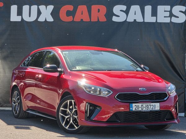 Kia Ceed Hatchback, Diesel, 2021, Red