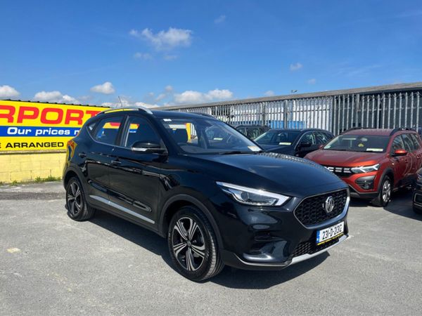 MG ZS Hatchback, Petrol, 2023, Black