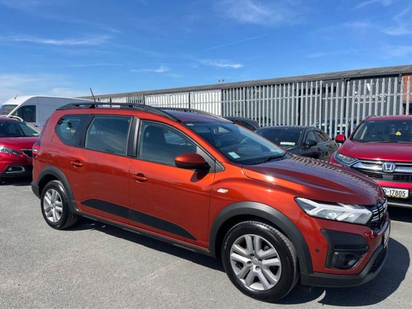 Dacia Jogger MPV, Petrol, 2023, Brown