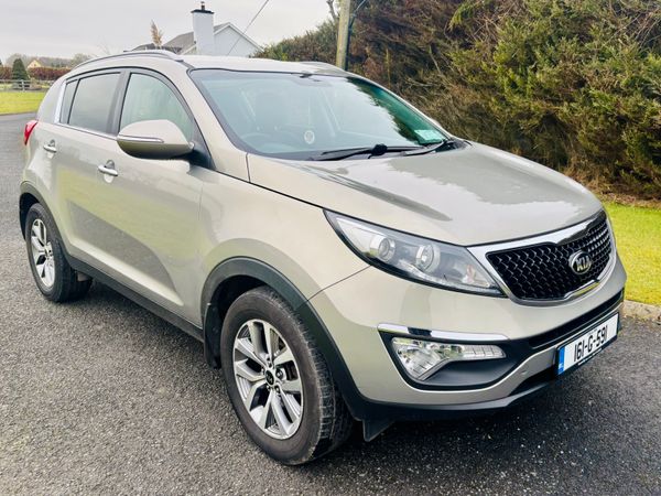 Kia Sportage SUV, Diesel, 2016, Silver
