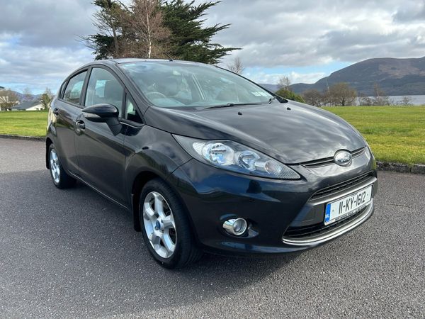Ford Fiesta Hatchback, Diesel, 2011, Black