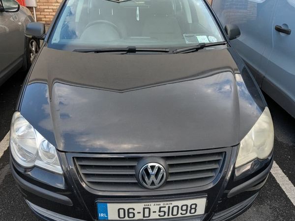 Volkswagen Polo Hatchback, Petrol, 2006, Black
