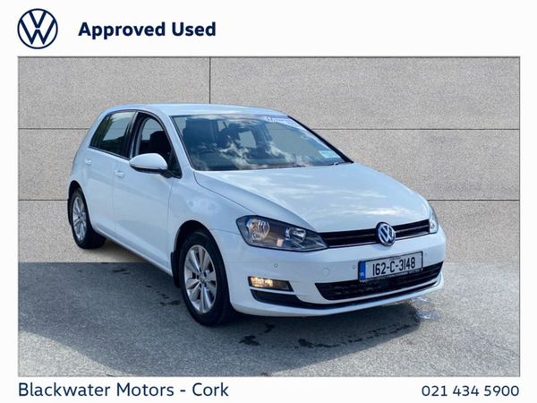 Volkswagen Golf Hatchback, Petrol, 2016, White