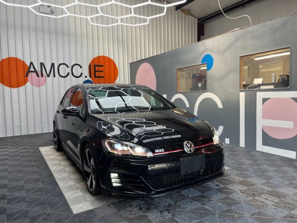 Volkswagen Golf Hatchback, Petrol, 2017, Black
