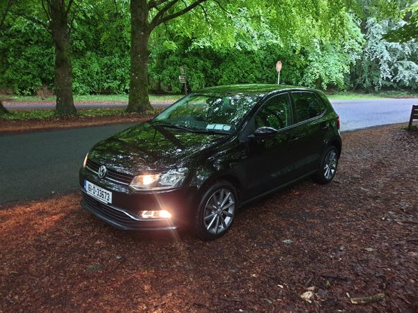 Volkswagen Polo Hatchback, Petrol, 2016, Black