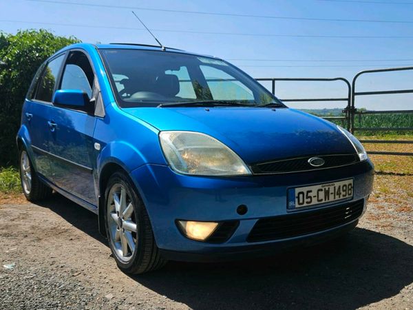 Ford Fiesta Hatchback, Petrol, 2005, Blue
