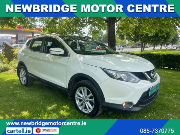 Nissan Qashqai MPV, Petrol, 2016, White