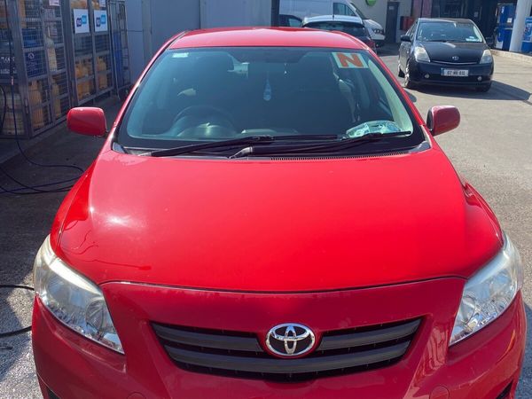 Toyota Corolla Saloon, Petrol, 2008, Red