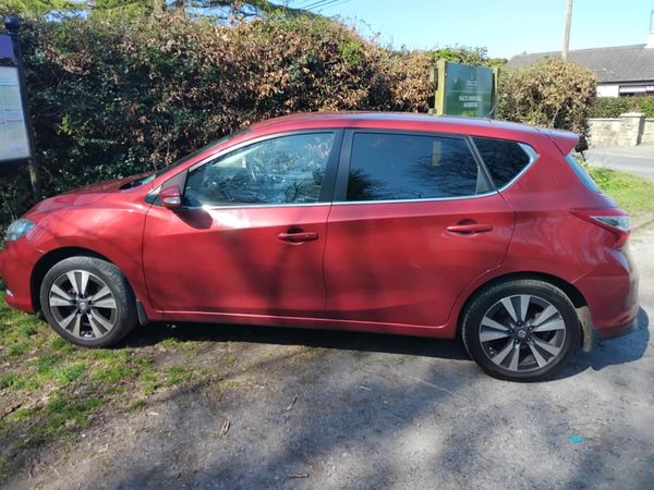 Nissan Pulsar Hatchback, Petrol, 2018, Red