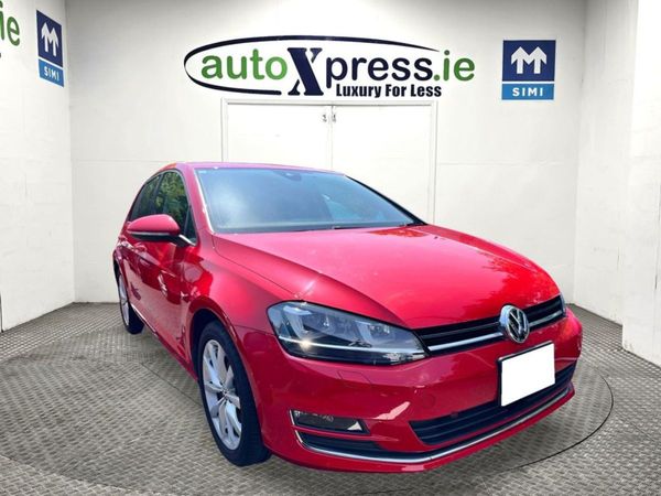 Volkswagen Golf Hatchback, Petrol, 2017, Red