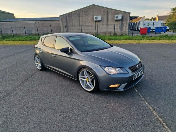 SEAT Leon Hatchback, Diesel, 2015, Grey