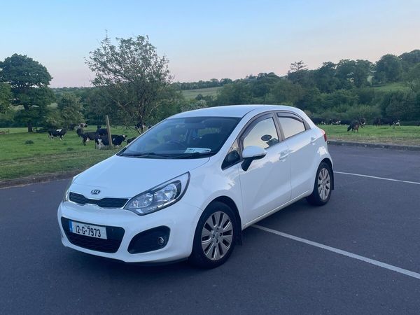 Kia Rio Hatchback, Diesel, 2012, White