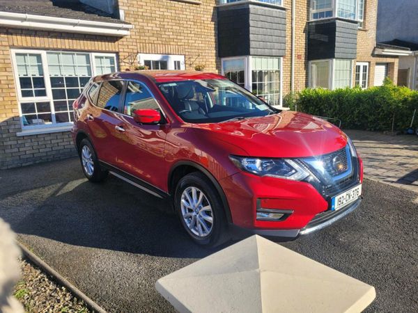 Nissan X-Trail SUV, Diesel, 2019, Red