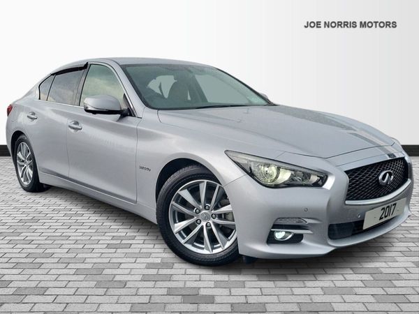 Nissan Skyline Saloon, Hybrid, 2017, White
