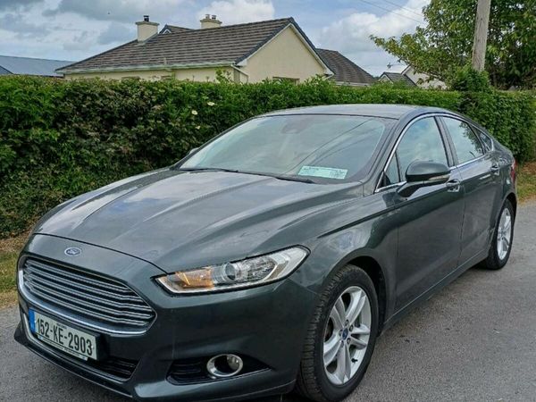 Ford Mondeo Hatchback, Diesel, 2015, Green