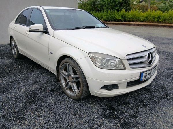 Mercedes-Benz C-Class Saloon, Diesel, 2010, White