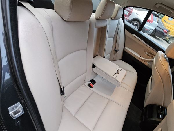 BMW 5-Series Saloon, Diesel, 2011, Grey