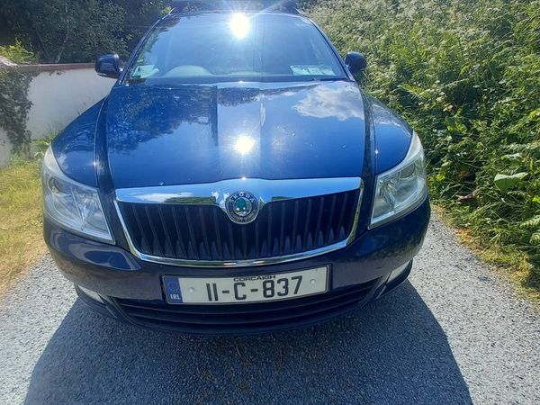 Skoda Octavia Estate, Diesel, 2011, Blue