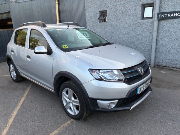 Dacia Sandero Stepway Hatchback, Diesel, 2016, Silver