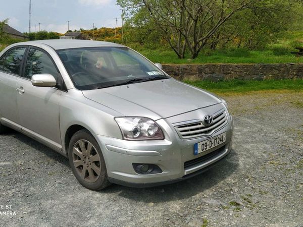 Toyota Avensis Saloon, Petrol, 2009, Silver