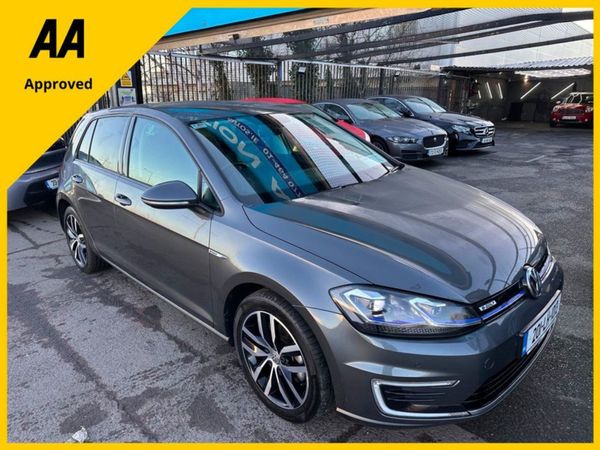 Volkswagen Golf Hatchback, Electric, 2020, Grey