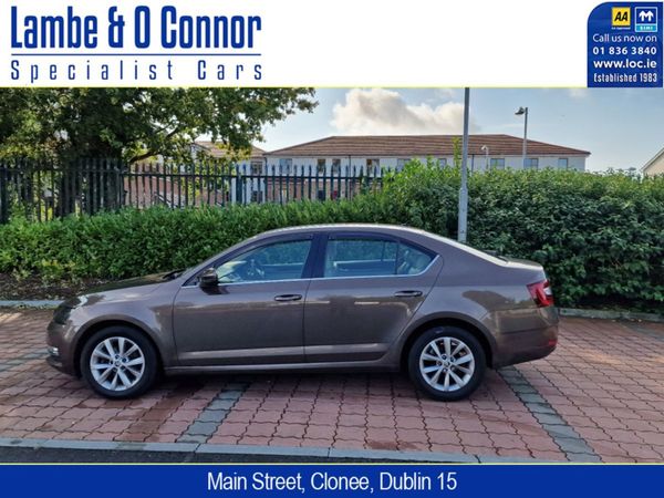 Skoda Octavia Hatchback, Diesel, 2017, Brown