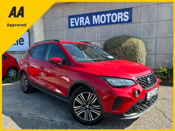 SEAT Arona Hatchback, Petrol, 2022, Red