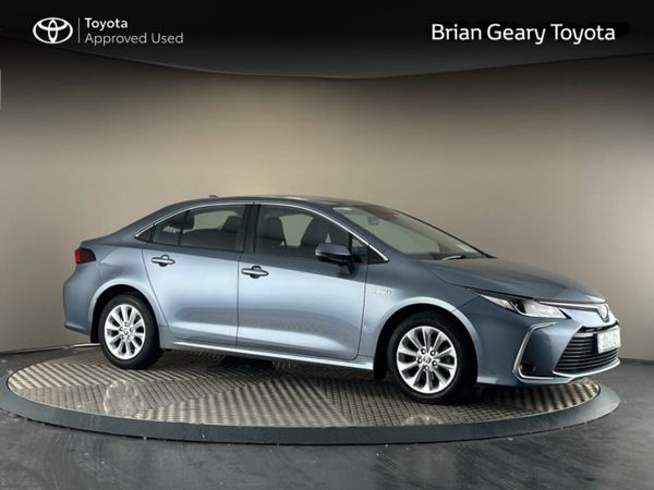 Toyota Corolla Saloon, Petrol Hybrid, 2020, Grey