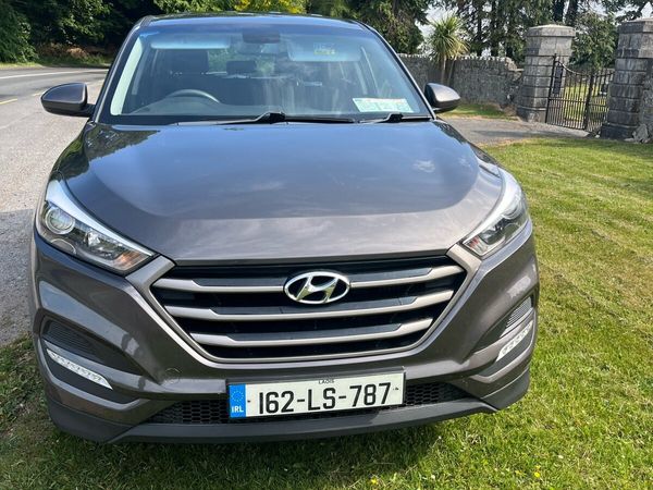 Hyundai Tucson SUV, Diesel, 2016, Grey