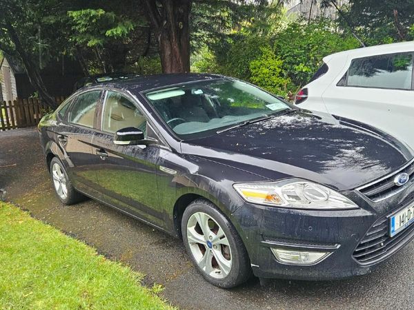 Ford Mondeo Saloon, Diesel, 2014, Black