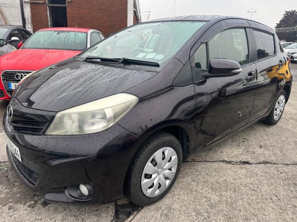 Toyota Vitz Hatchback, Petrol, 2013, Black
