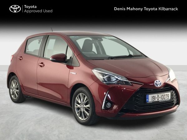 Toyota Yaris Hatchback, Petrol Hybrid, 2019, Red